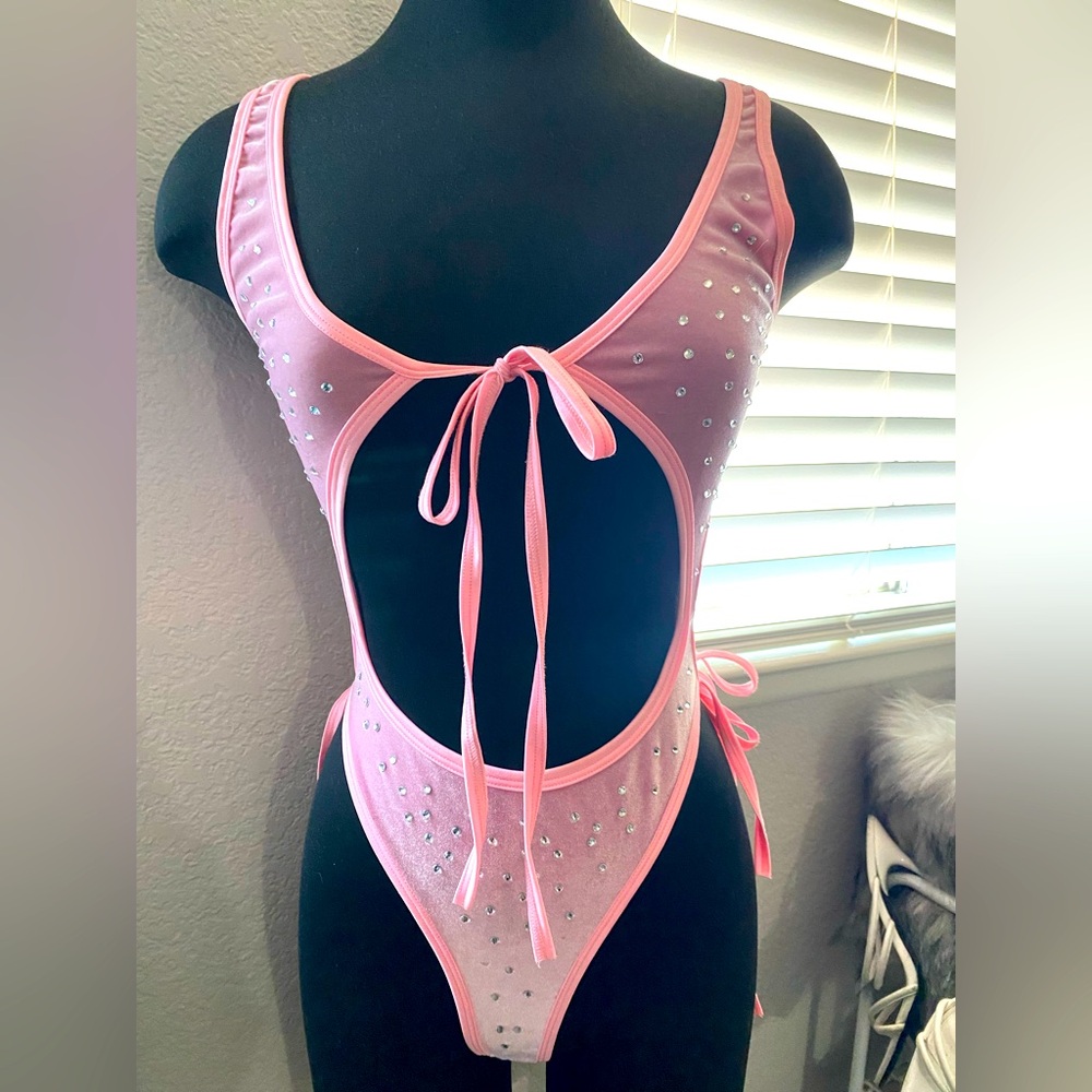 Baby pink velvet rhinestone exotic dancer outfit
